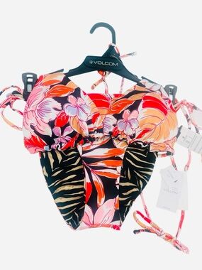 Volcom trop till you drop reversible triangle full set bikini two piece swimsuit